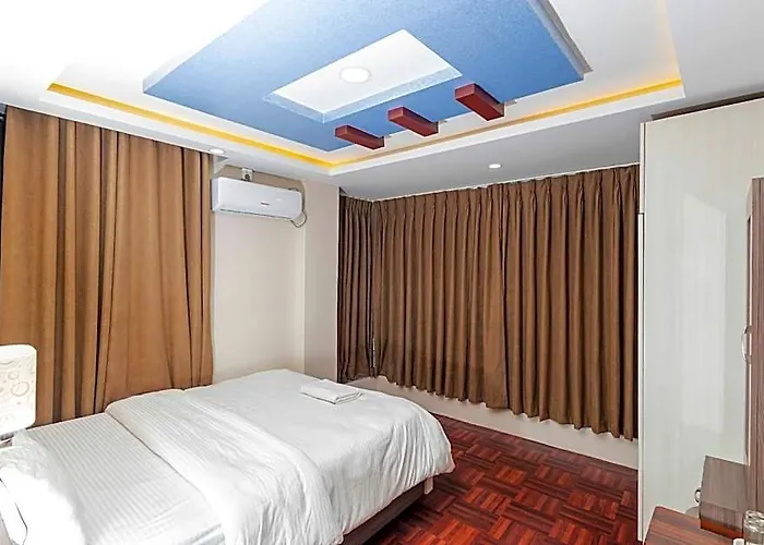 Applewood Hotel 5*