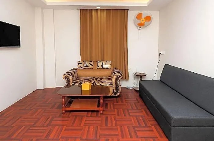 Applewood Hotel 5*
